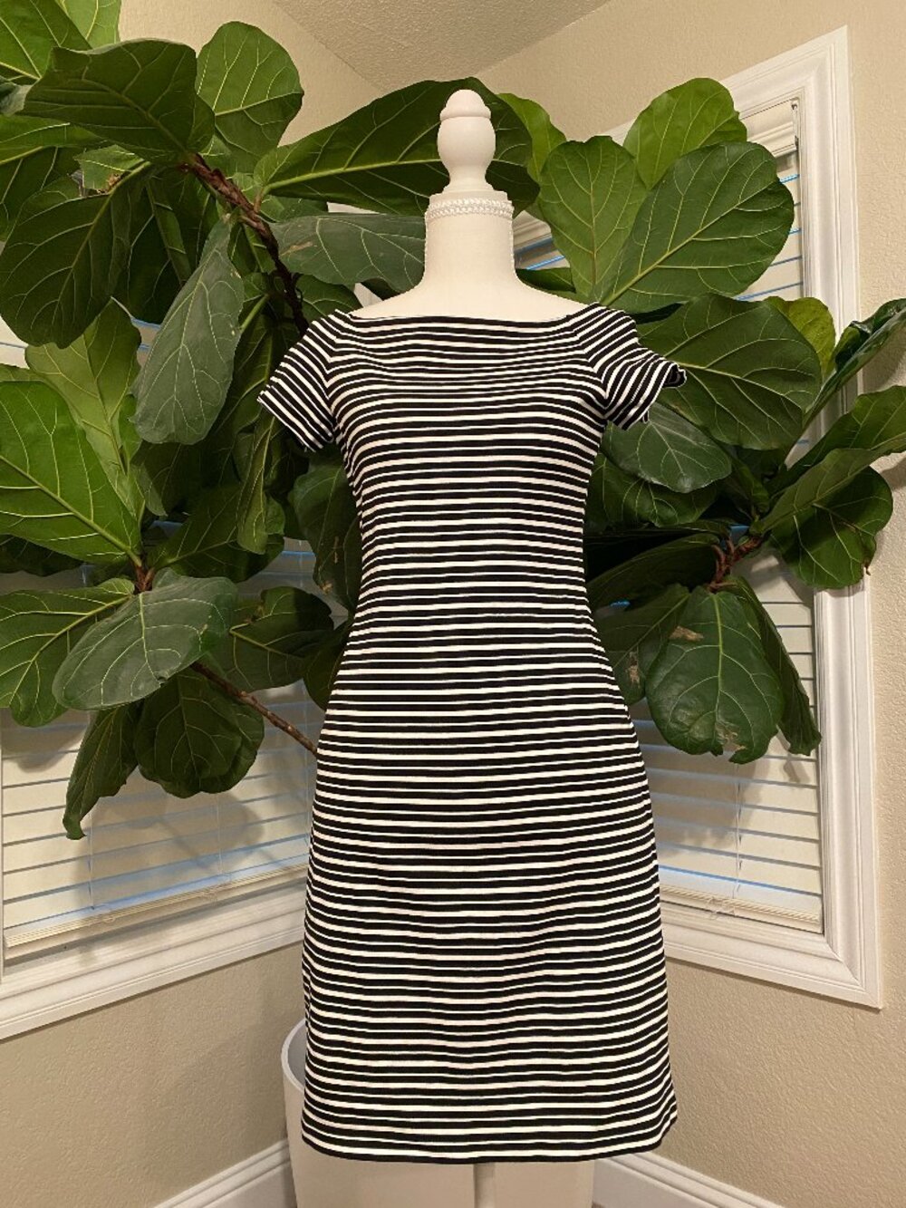 🇫🇷 Ann Taylor Vintage Black White Striped Dress Size 0 Parisian Chic Classic